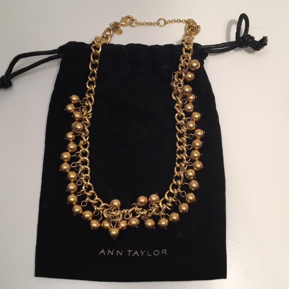 SALE! NEW ANN TAYLOR GOLD BOHO SHORT NECKLACE